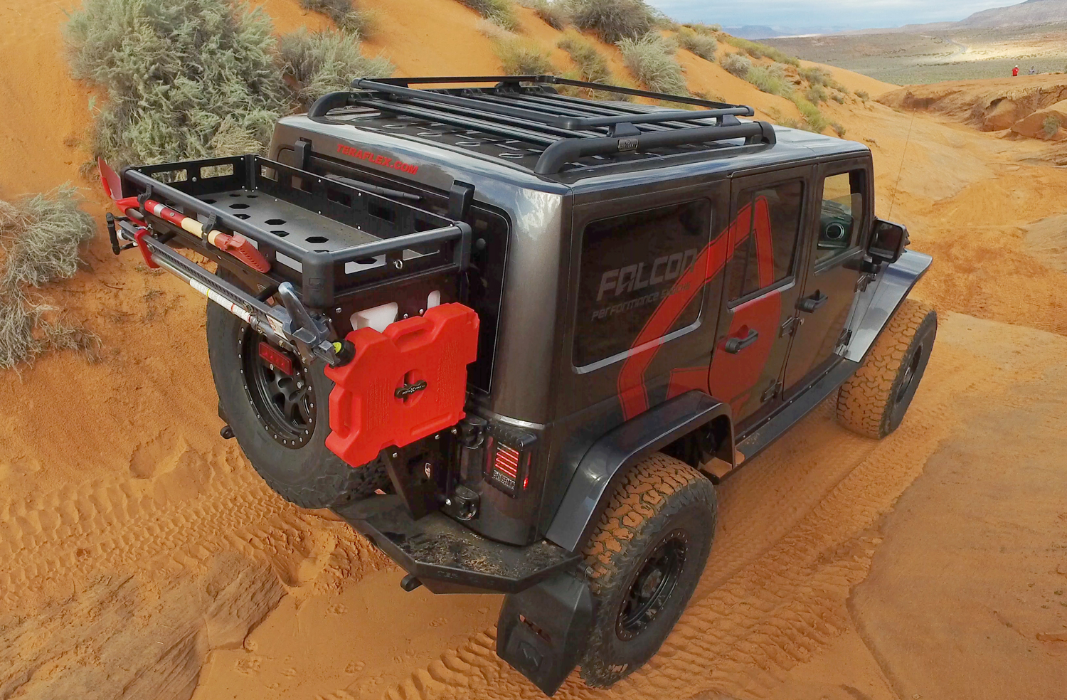 4830000_0-FNNT 07-18 Wrangler JK Alta Cargo Rack Silver Rails TeraFlex - الصورة 1