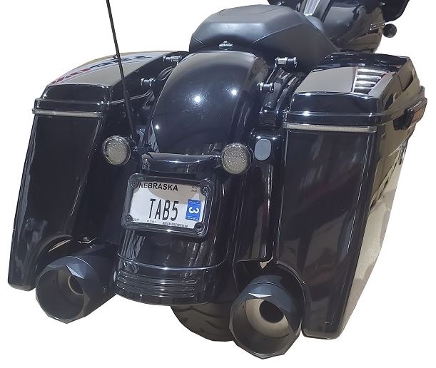 121-1298-B2-Z-XNEBF 50 Cal 5 Inch Diameter Pipe Slip-On Mufflers 95-16 Harley Davidson Touring Chrome Zombie Baffles (Loud) 5 Inch Black Straight Cut Tip Tab Performance - الصورة 1