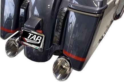 121-2298-C-2.5_0-XNEBF 50 Cal 5 Inch Diameter Pipe Slip-On Mufflers 17-Up Harley Davidson Touring Black 2.5 Inch Louvered Core Baffles (Medium) 5 Inch Chrome Slash Cut Tip Tab Performance - الصورة 1