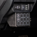 ⁦16-Present Toyota Tacoma 3D Printed RCR 12 Keypad Mount SDHQ Offroad⁩ - الصورة ⁦2⁩