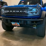 ⁦Bronco Steel Bumper Center Front License Plate Kit Grimm Offroad⁩ - الصورة ⁦3⁩