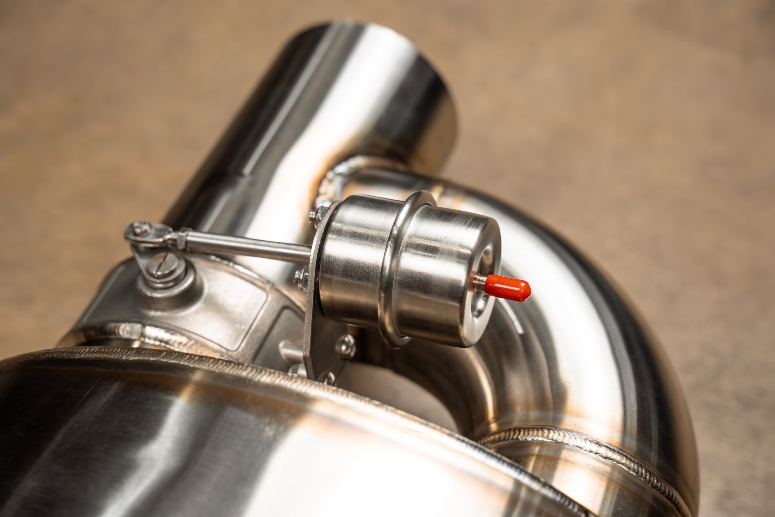 OFF.UVM.107MM.X1_6-JZYF Off Road Universal Muffler Kit, Single Inlet Single Outlet, 107MM 4.2 Inch 1 Muffler Valvetronic Designs - Image 1