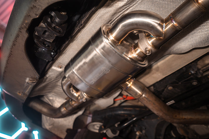 UVM.76MM.TSTYLE.X1_2-JZYF T Style Universal Muffler Kit, Single Inlet Dual Outlet 76MM 3.0 Inch Valvetronic Designs - الصورة 1
