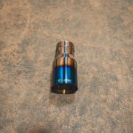 أطراف عادم عالمية بتصميم Valvetronic من التيتانيوم المحروق من الفولاذ المقاوم للصدأ 304 مقاس 2.5 بوصة