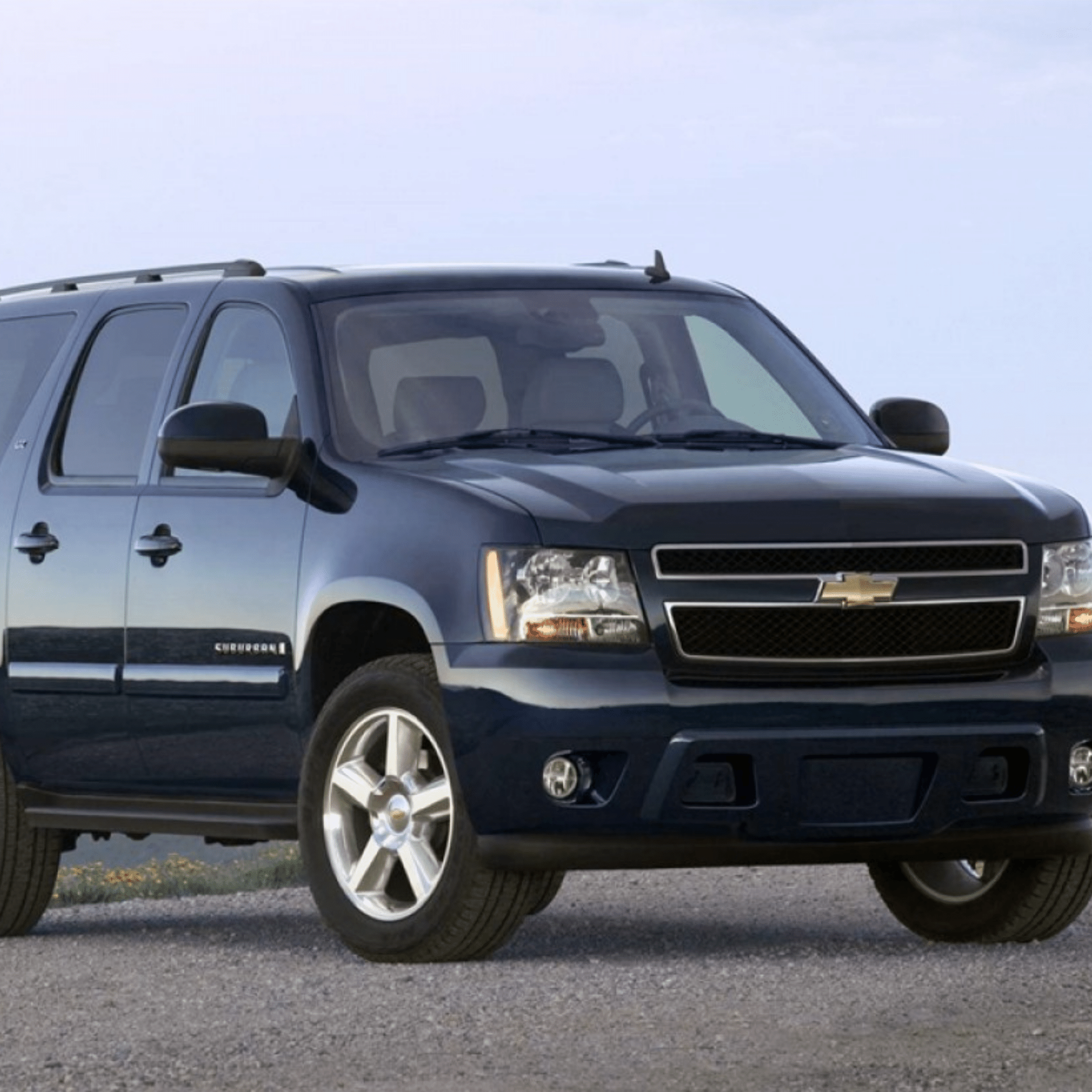 6338bf88-0a29-4f7d-a739-14506c92f897.png Chevy Suburban (2007-2014) Lensun 85W Hood Solar Panel Charger - الصورة 1