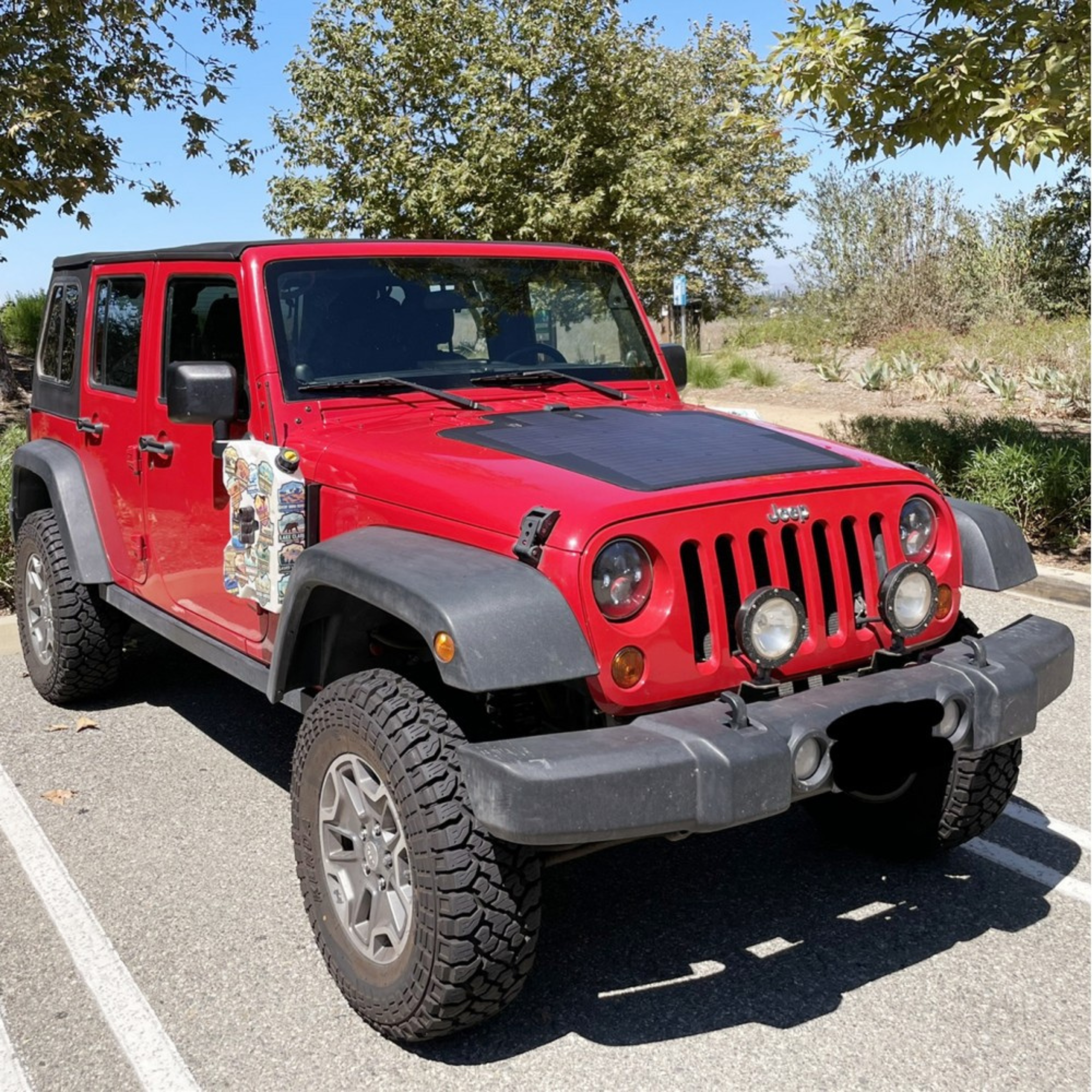 82412635-e555-4eca-a580-997eff5ed0fa.png Hood Solar Panel 105W (Lensun) - Jeep Wrangler JK Flexible - Image 1
