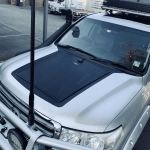 ⁦Toyota Land Cruiser 200 Series J200 Lensun 100W Car Hood/Bonnet Solar Panel⁩ - الصورة ⁦2⁩