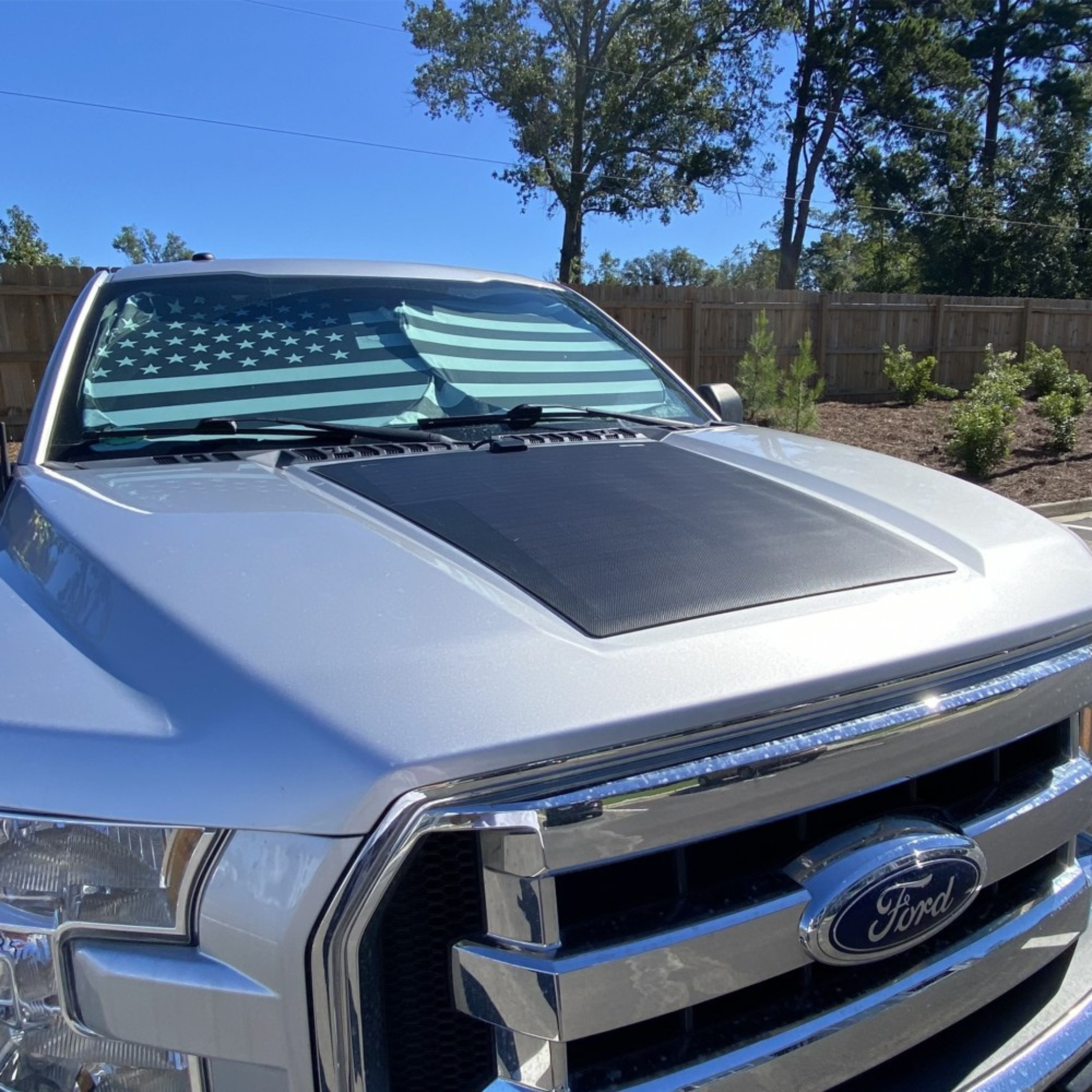 da77acf5-8e33-4264-ac57-31e01492f789.png Hood Solar Panel 90W (Lensun) - Ford F-150 (2015-2020) - Image 1