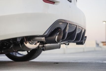 Infiniti Q50 3.0t Cat Back Exhaust w/ Carbon Fiber Tips For 16-24 Infiniti Q50 3.0t Stillen