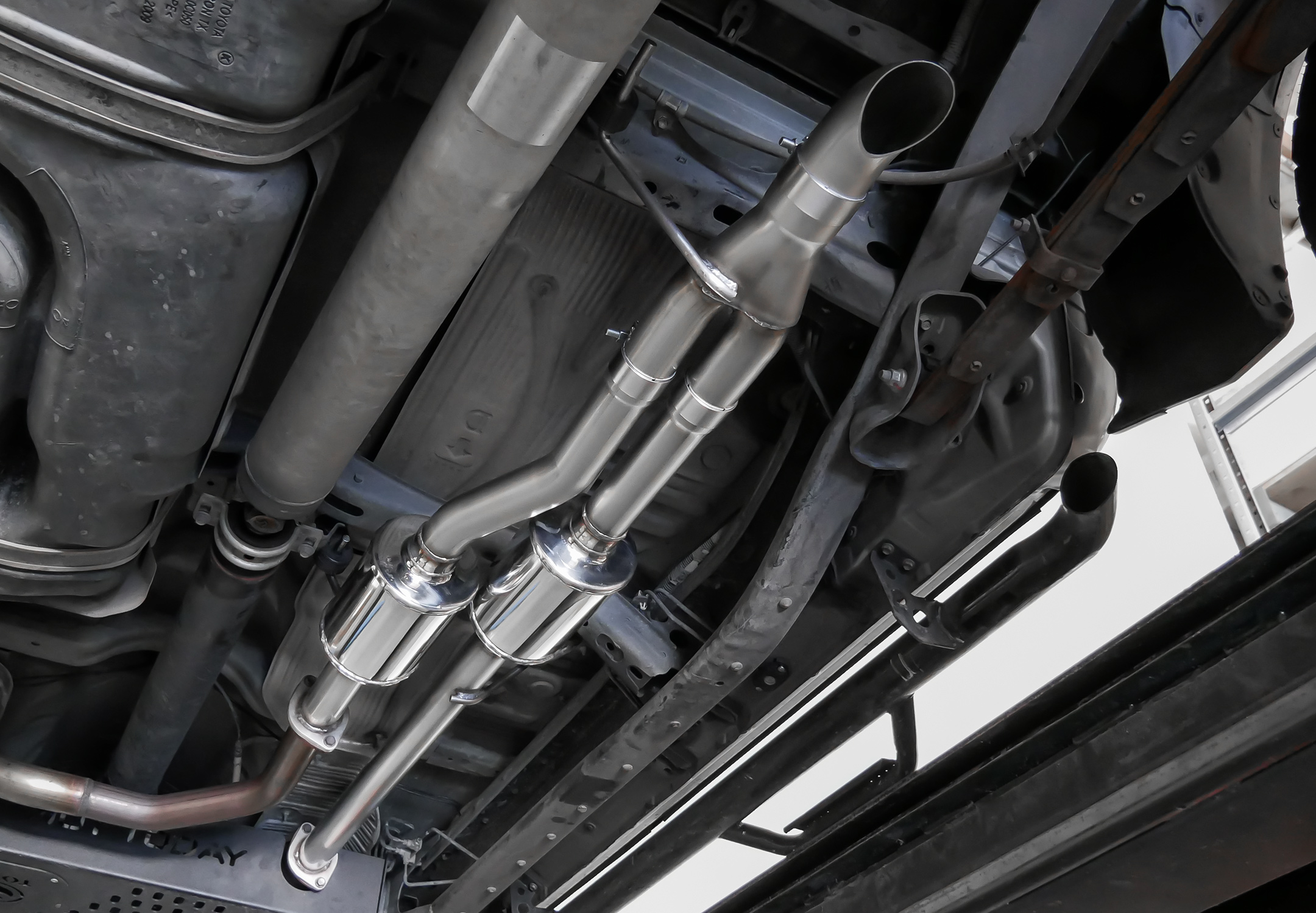 509572-DJJX 14-21 Toyota Tundra Off Road Cat Back Exhaust Stillen - الصورة 1