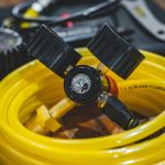 ⁦Nitrogen Regulator Kit for Shocks w/ 800 psi Analog Shock Inflator Gauge Power Tank⁩ - الصورة ⁦4⁩